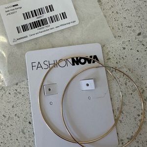 Fashion Nova Jewelry Nwt New Fashion Nova Saleh Gold Hoop Earrings